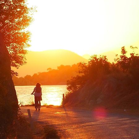 Agora Pansiyon Kapikiri Bagian luar foto