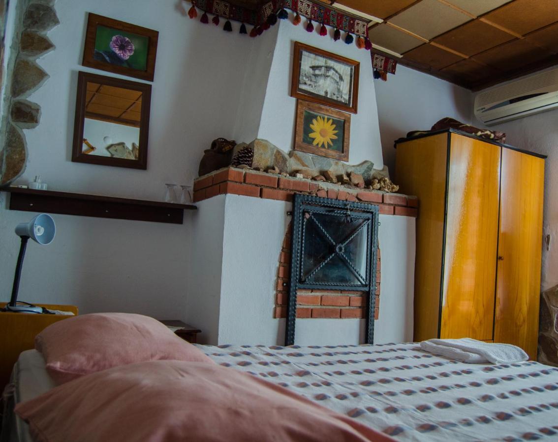 Agora Pansiyon Kapikiri Bagian luar foto