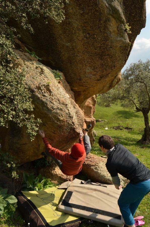 Agora Pansiyon Kapikiri Bagian luar foto